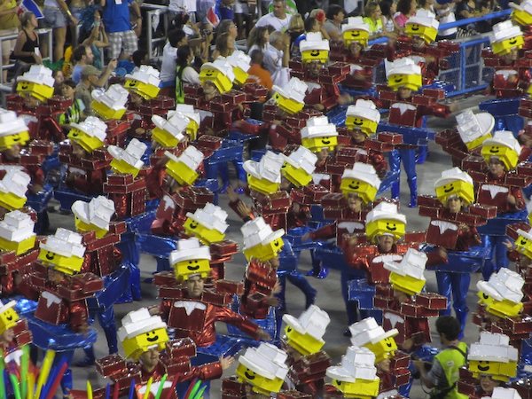 Many carnival participants with Lego heads
